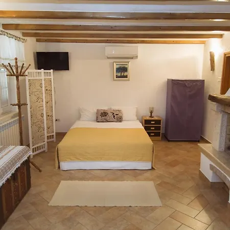 With A Parking Space Zagore, Opatija - 13277 Daire *