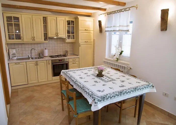 Apartman With A Parking Space Zagore, Opatija - 13277 Mošćenička Draga